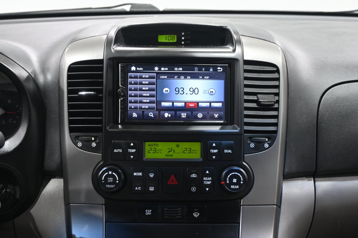 Foto Kia Carnival 16