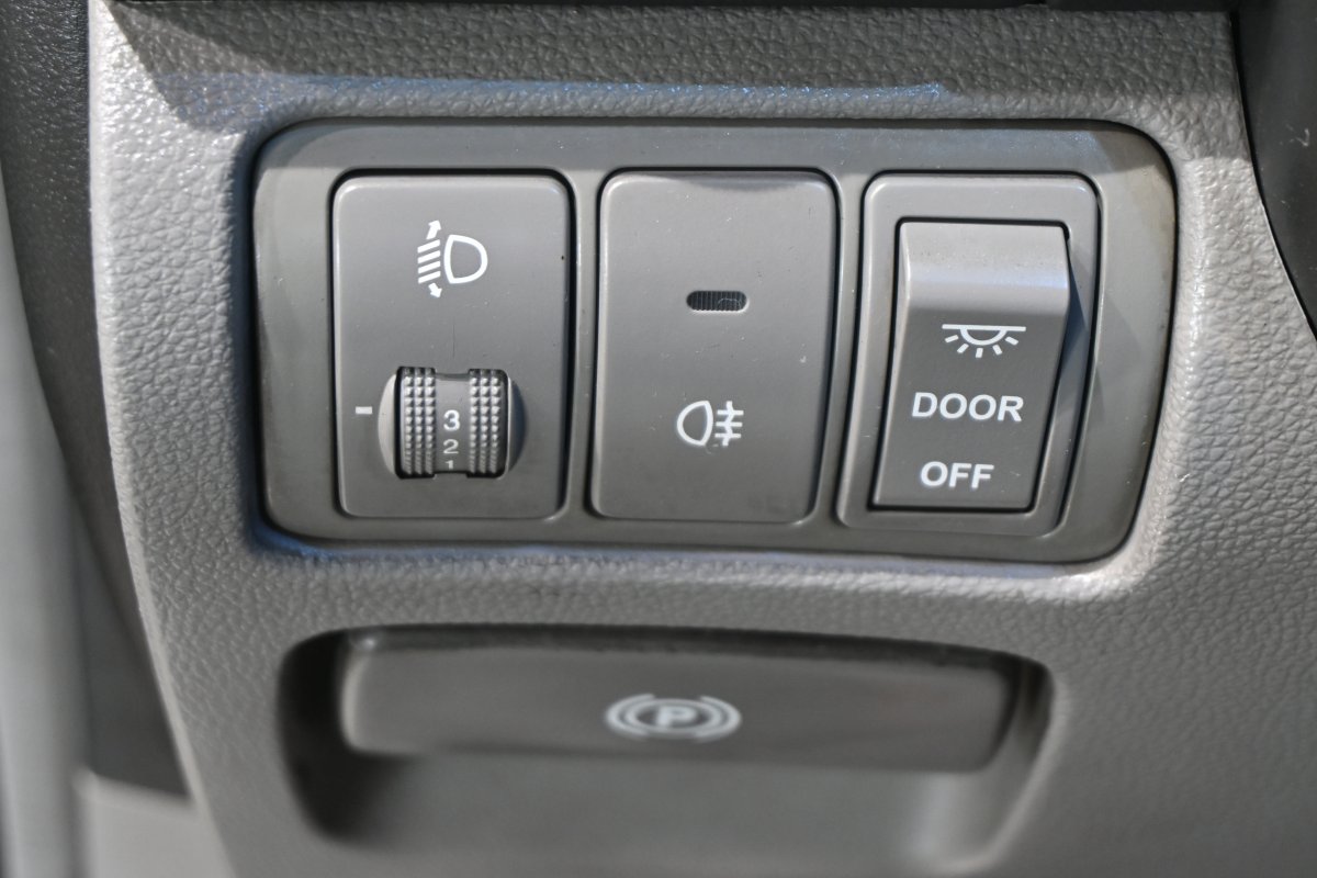 Foto Kia Carnival 24