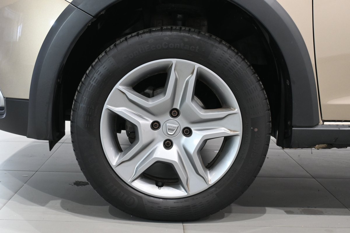 Foto Dacia Sandero 23