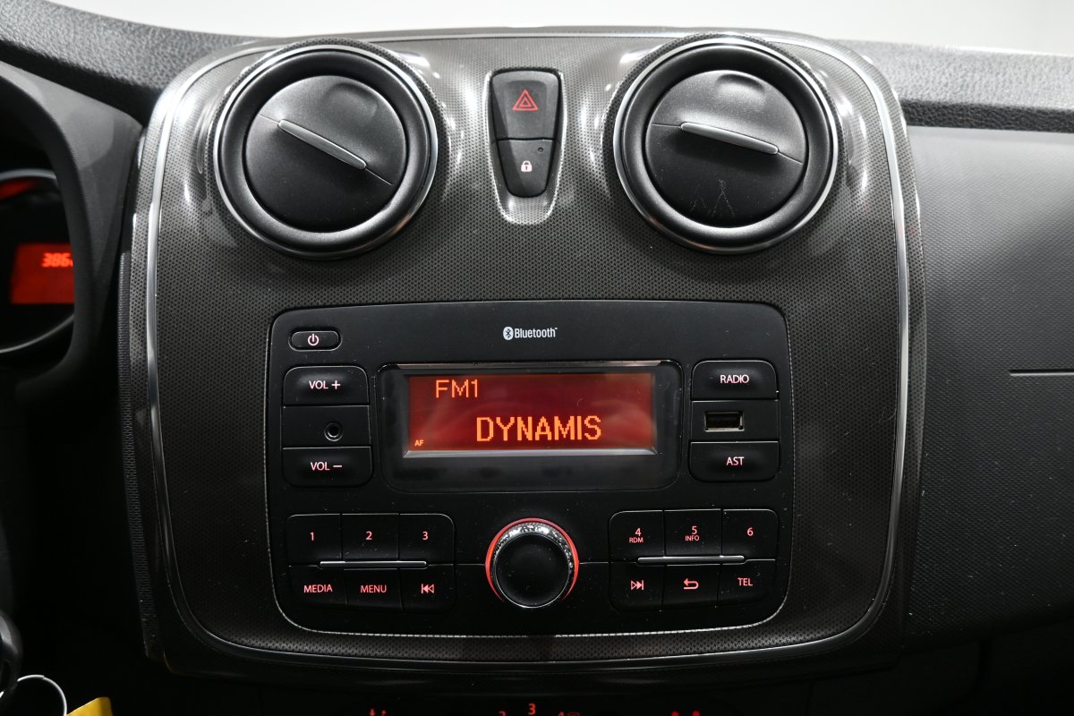 Foto Dacia Sandero 15