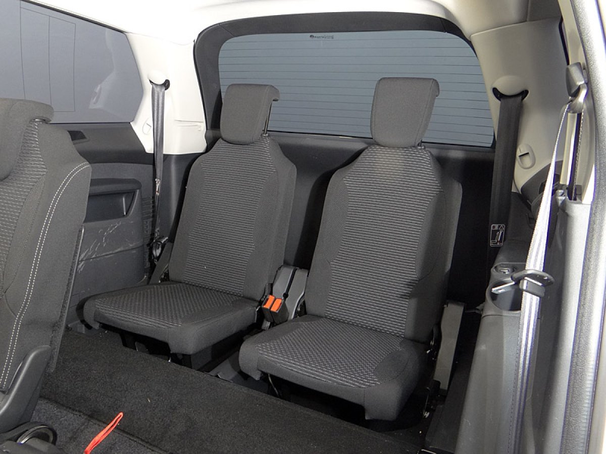 Foto Citroen Grand C4 Picasso 29