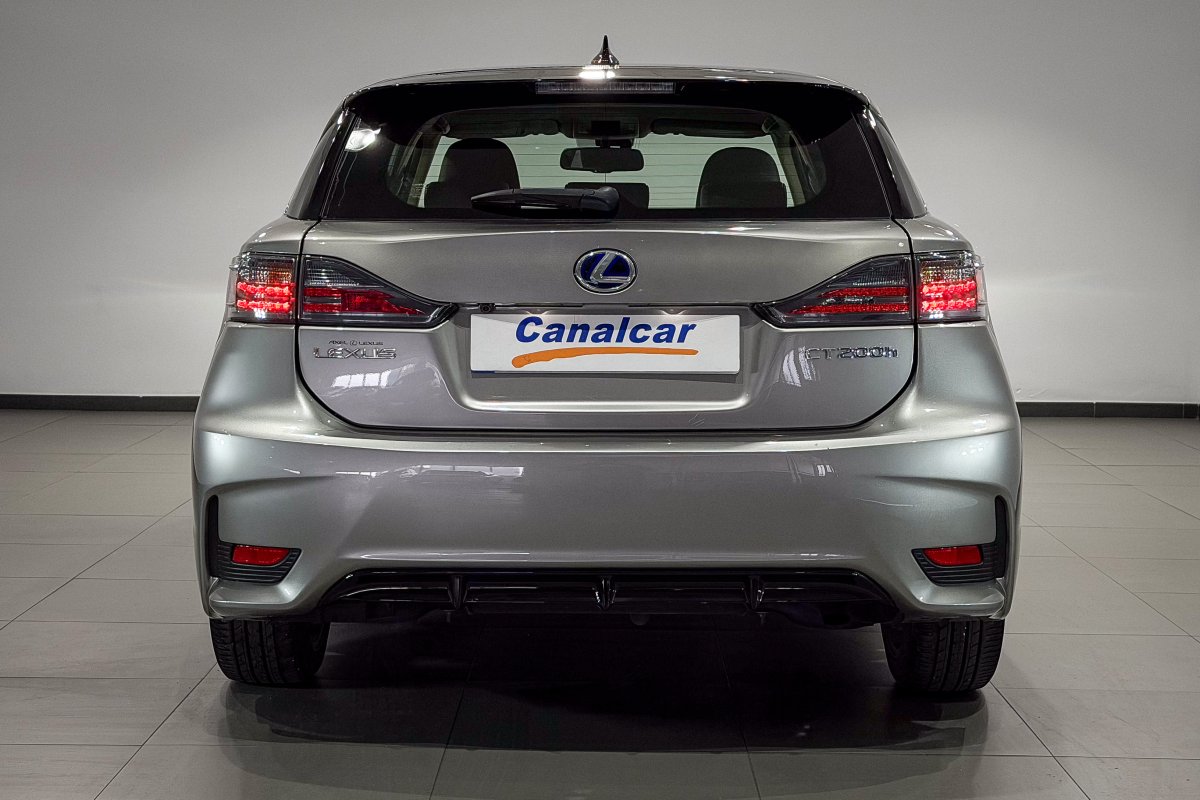 Foto Lexus CT 5