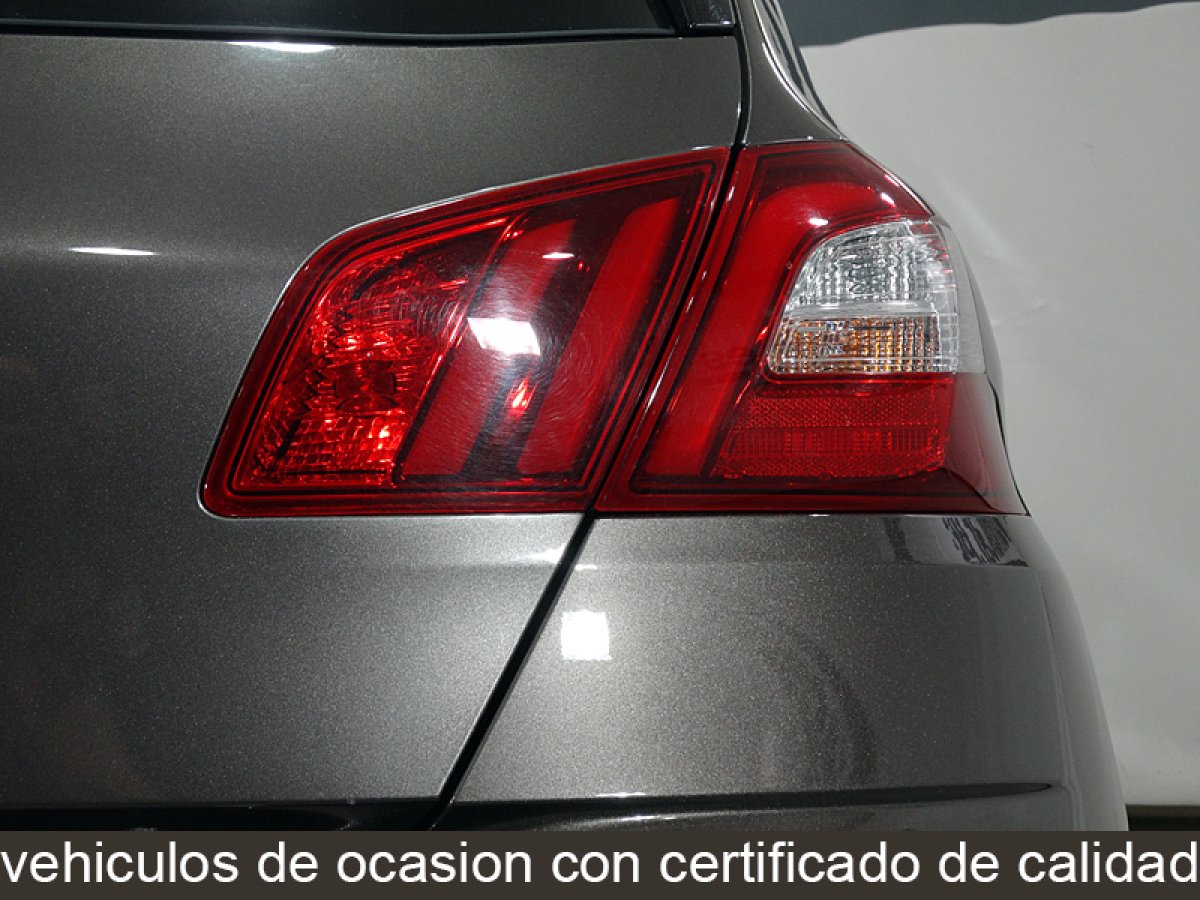 Foto Peugeot 308 10