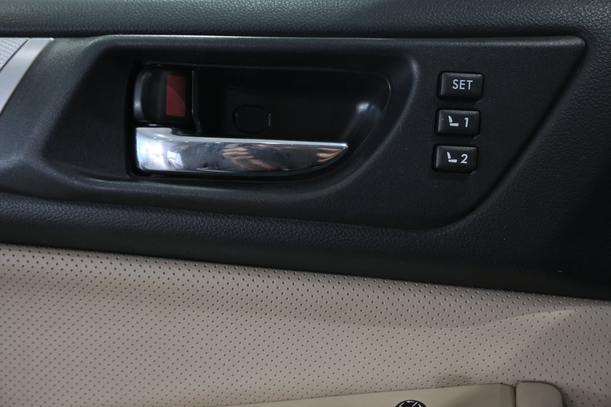 Foto Subaru OUTBACK 31