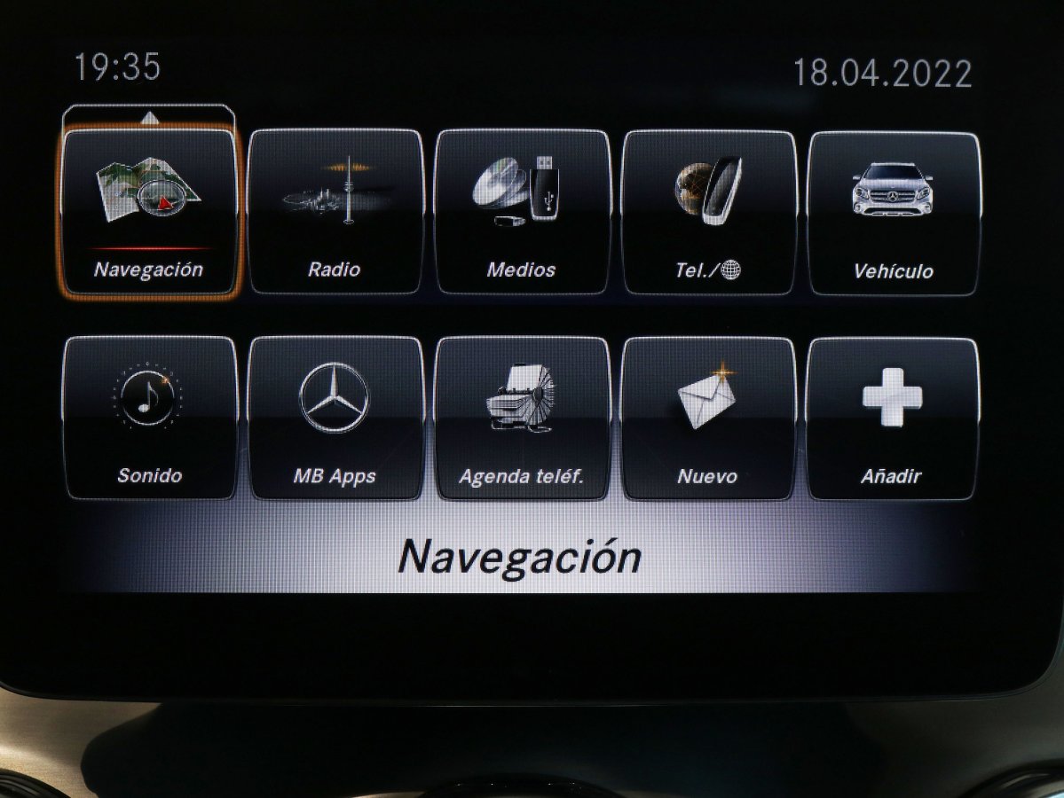 Foto Mercedes-Benz GLA 200 18