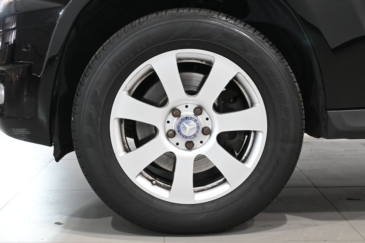 Foto Mercedes-Benz GLK 30