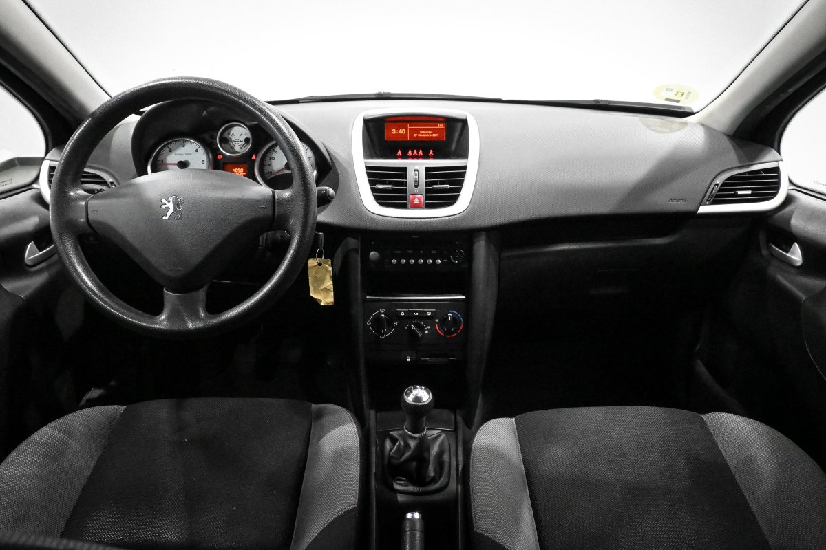 Foto Peugeot 207 19