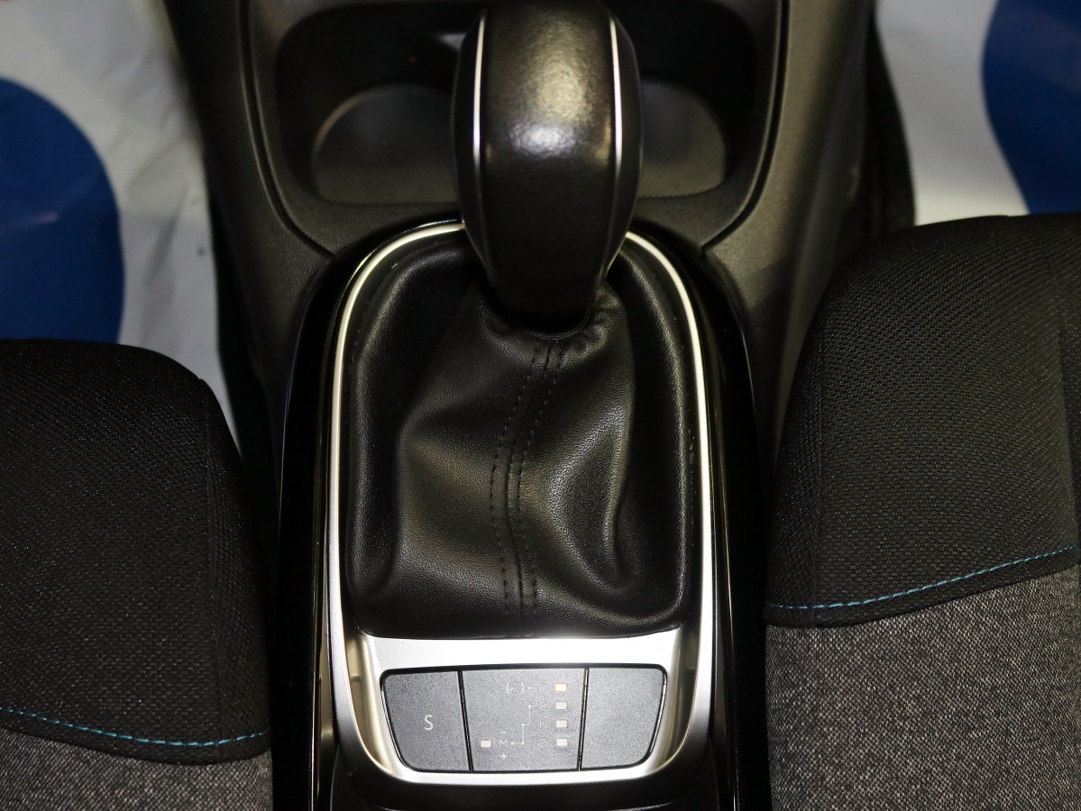 Foto Citroen C4 Cactus 27