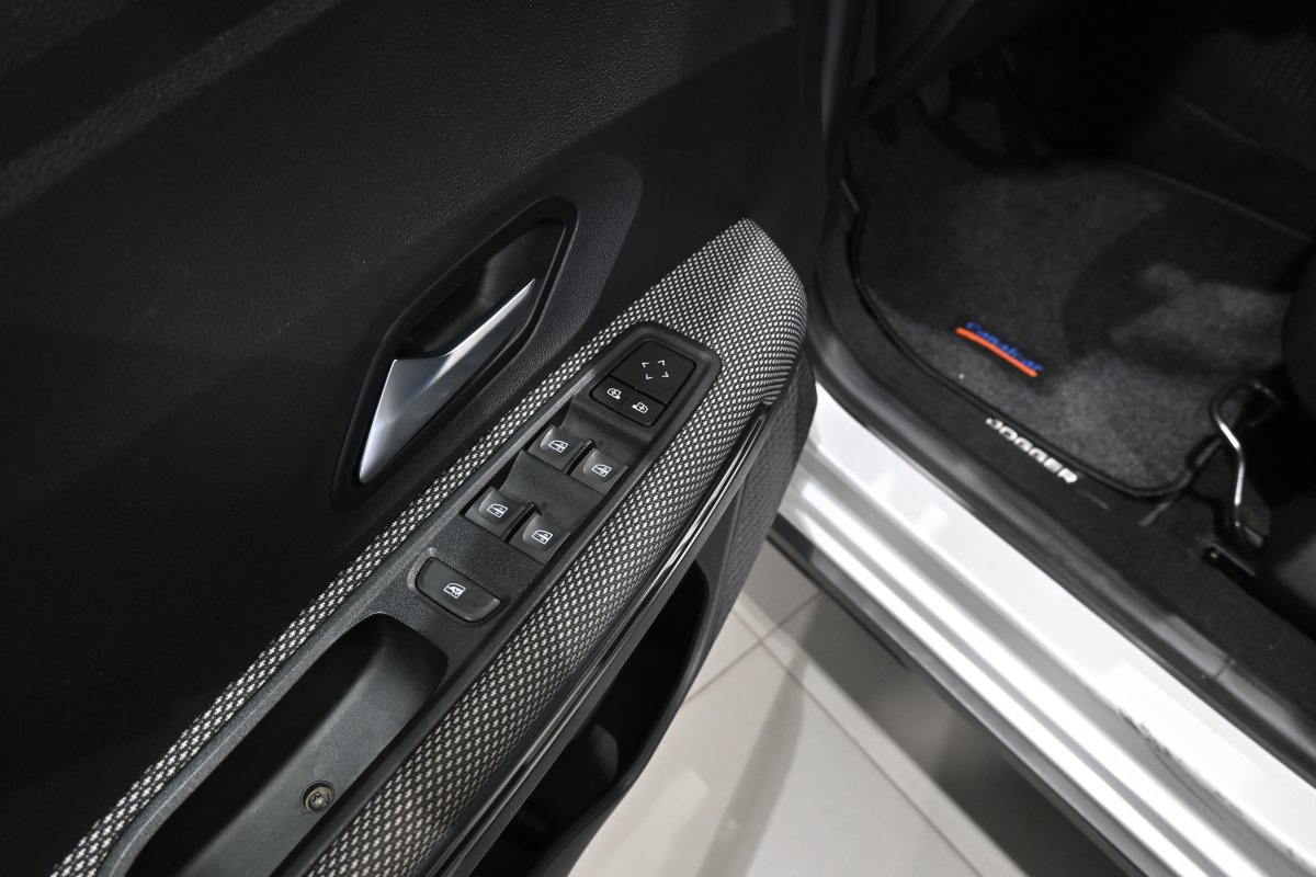 Foto Dacia JOGGER 28