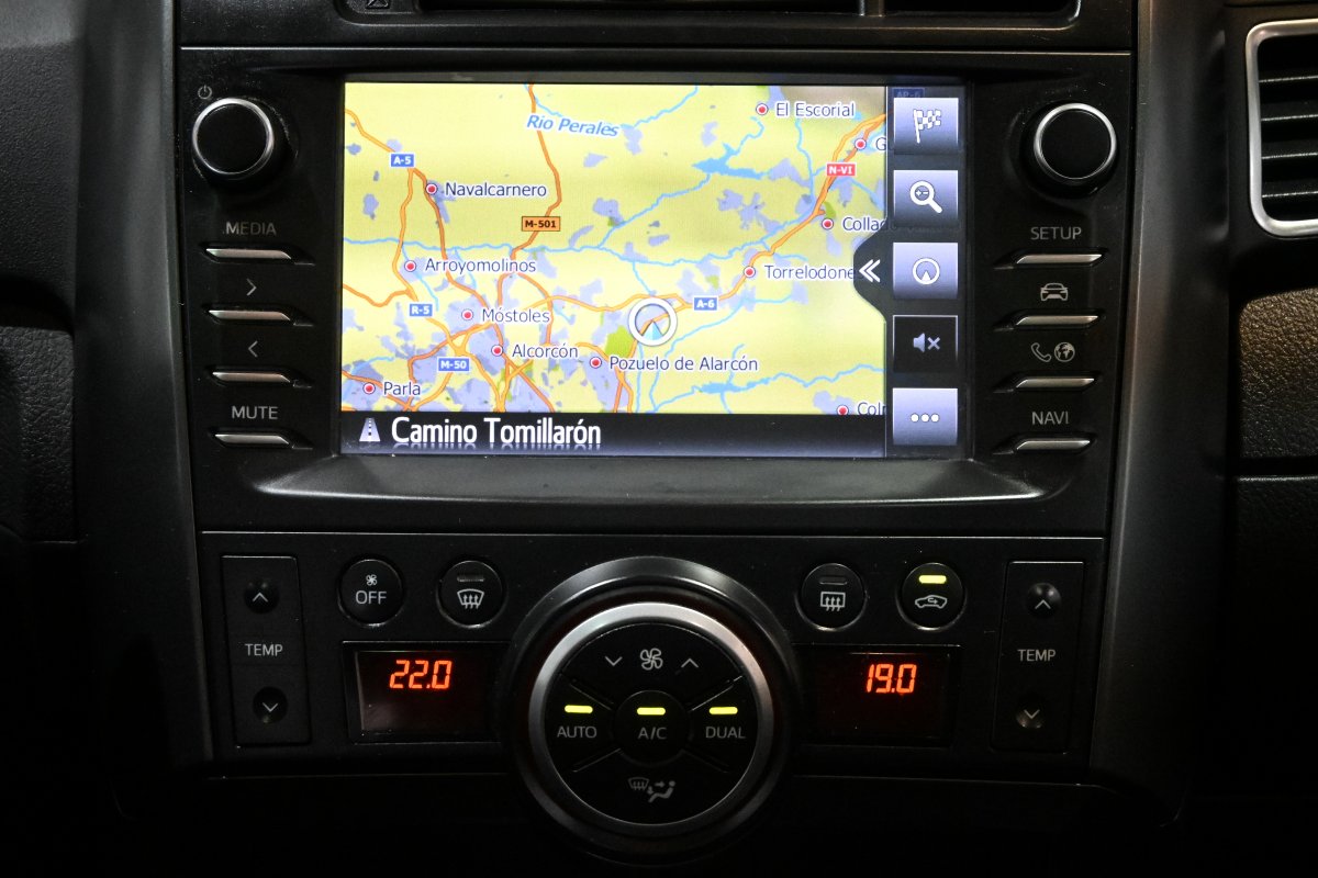 Foto Toyota Verso 15