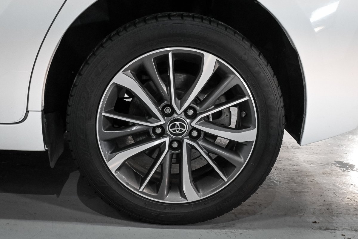 Foto Toyota Verso 32
