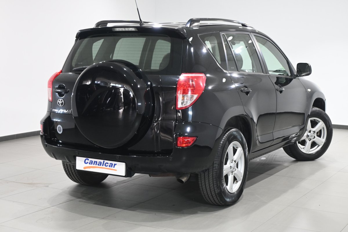 Foto Toyota RAV-4 4