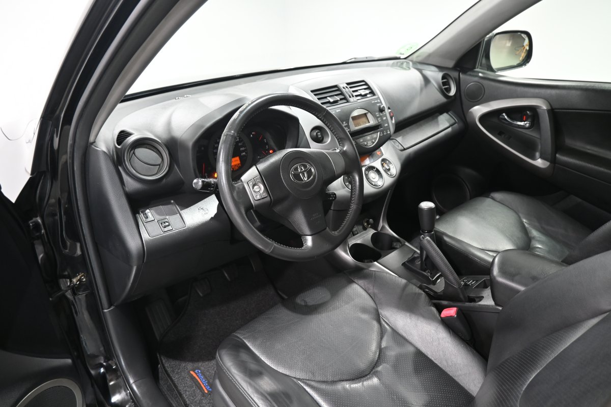 Foto Toyota RAV-4 9