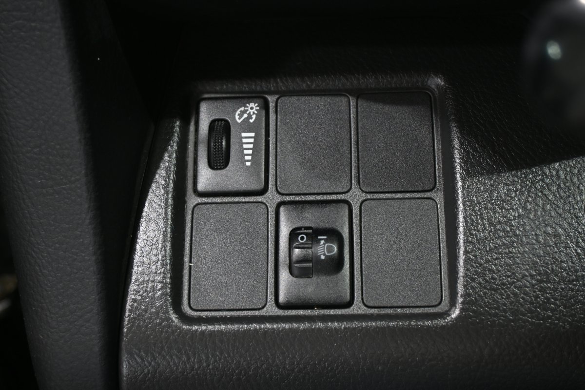 Foto Toyota RAV-4 24