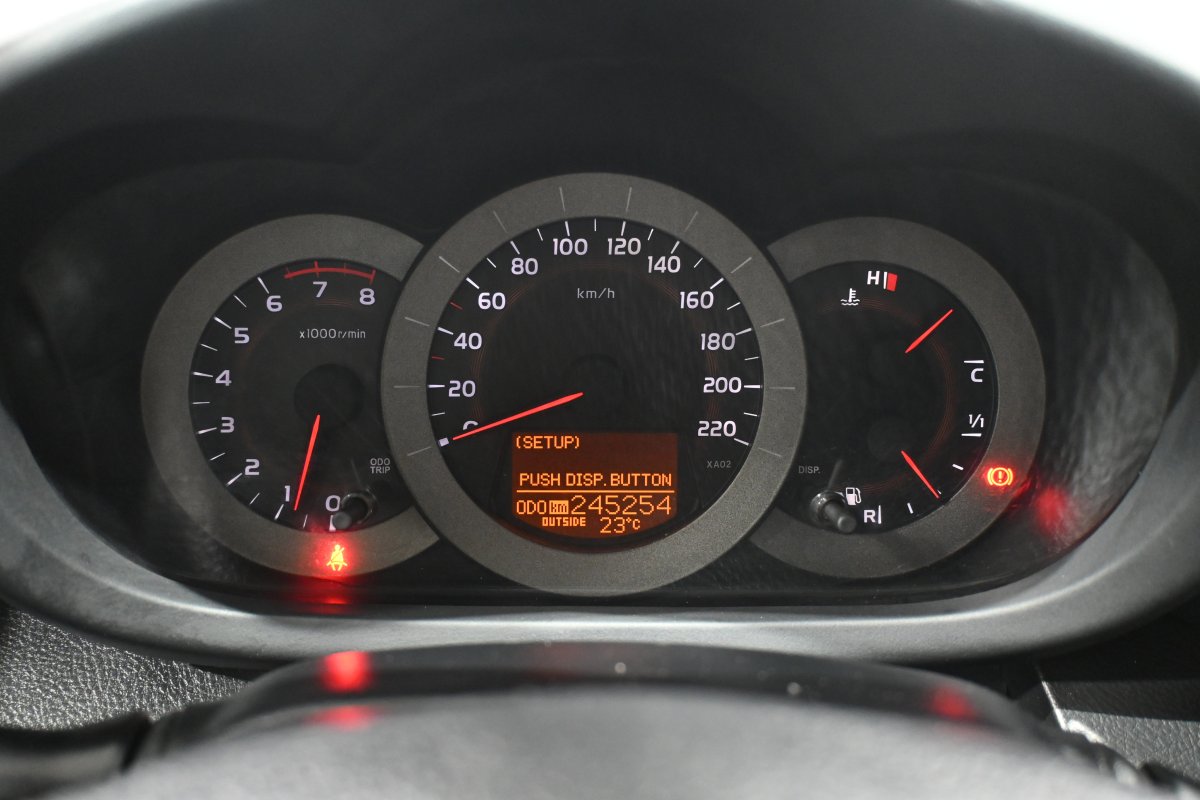 Foto Toyota RAV-4 13