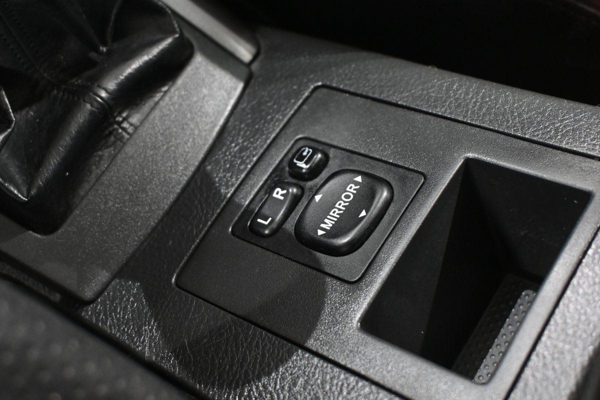 Foto Toyota RAV-4 19