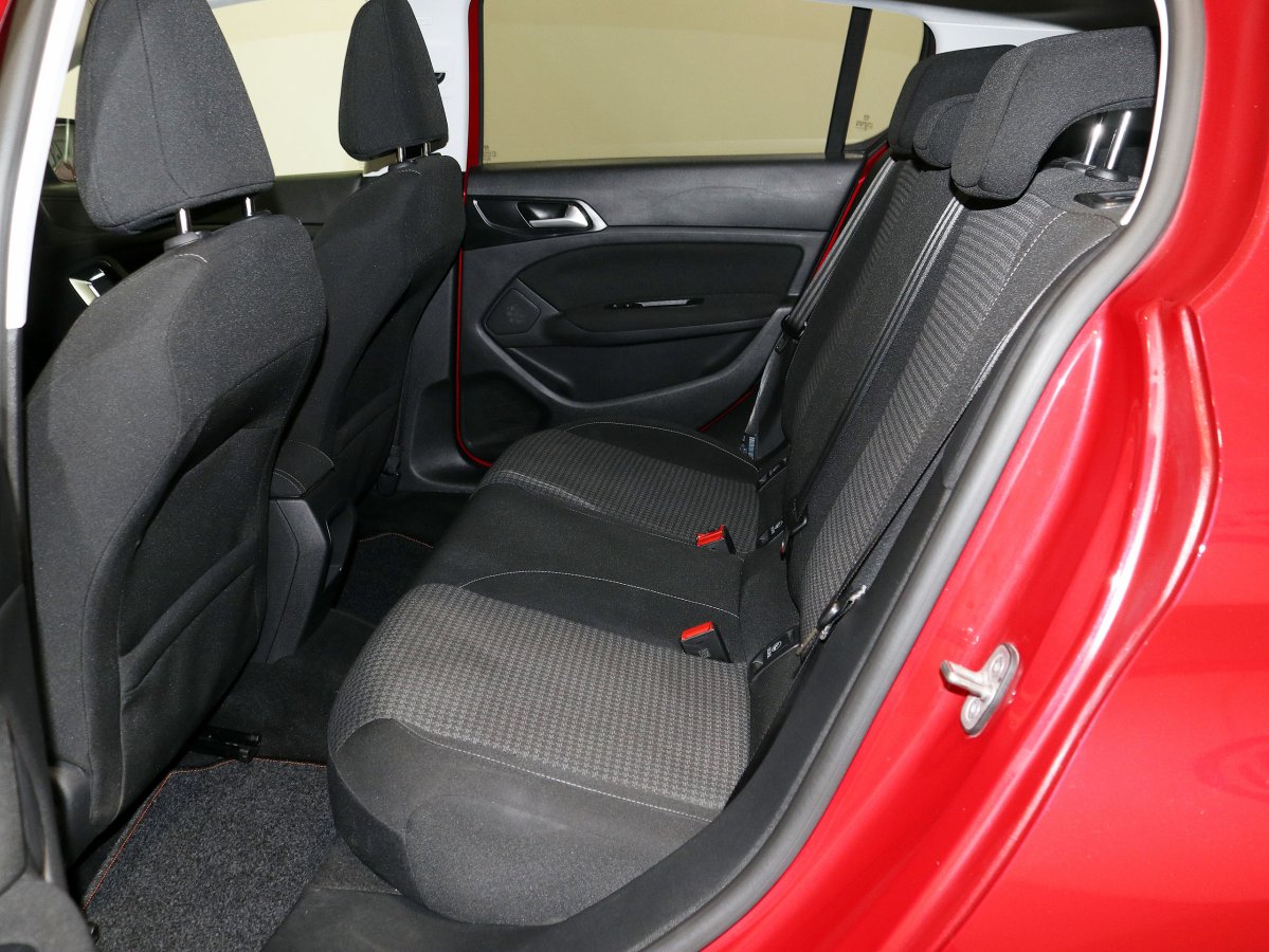 Foto Peugeot 308 15