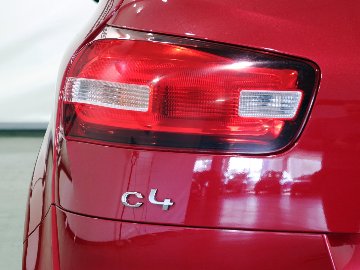 Foto Citroen C4 Picasso 9