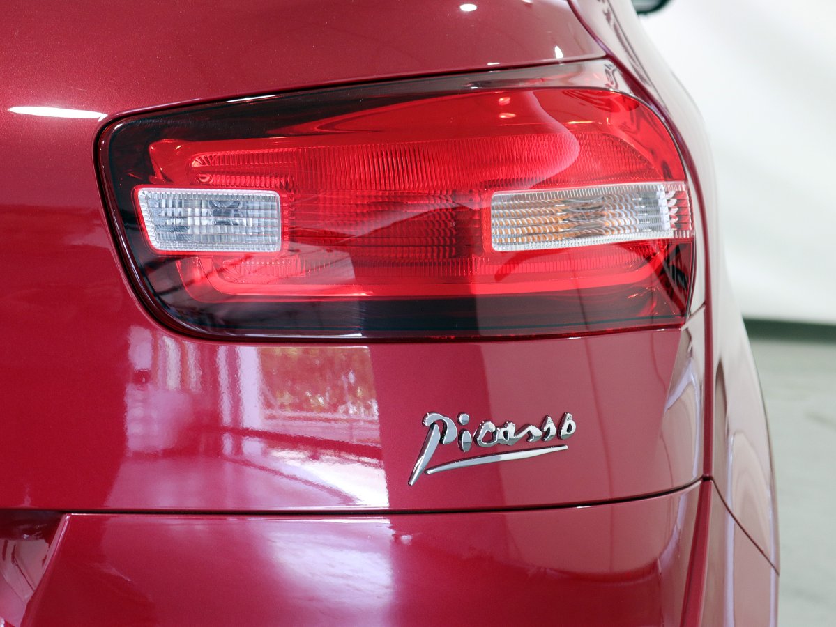 Foto Citroen C4 Picasso 10