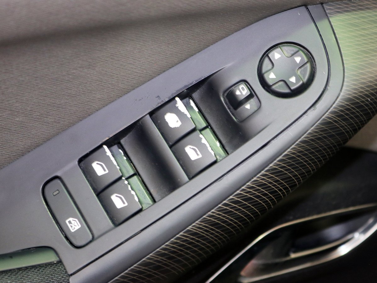 Foto Citroen C4 Picasso 26