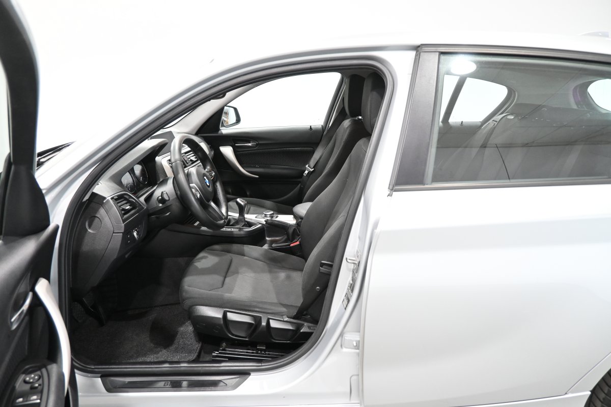 Foto Bmw 118i 10