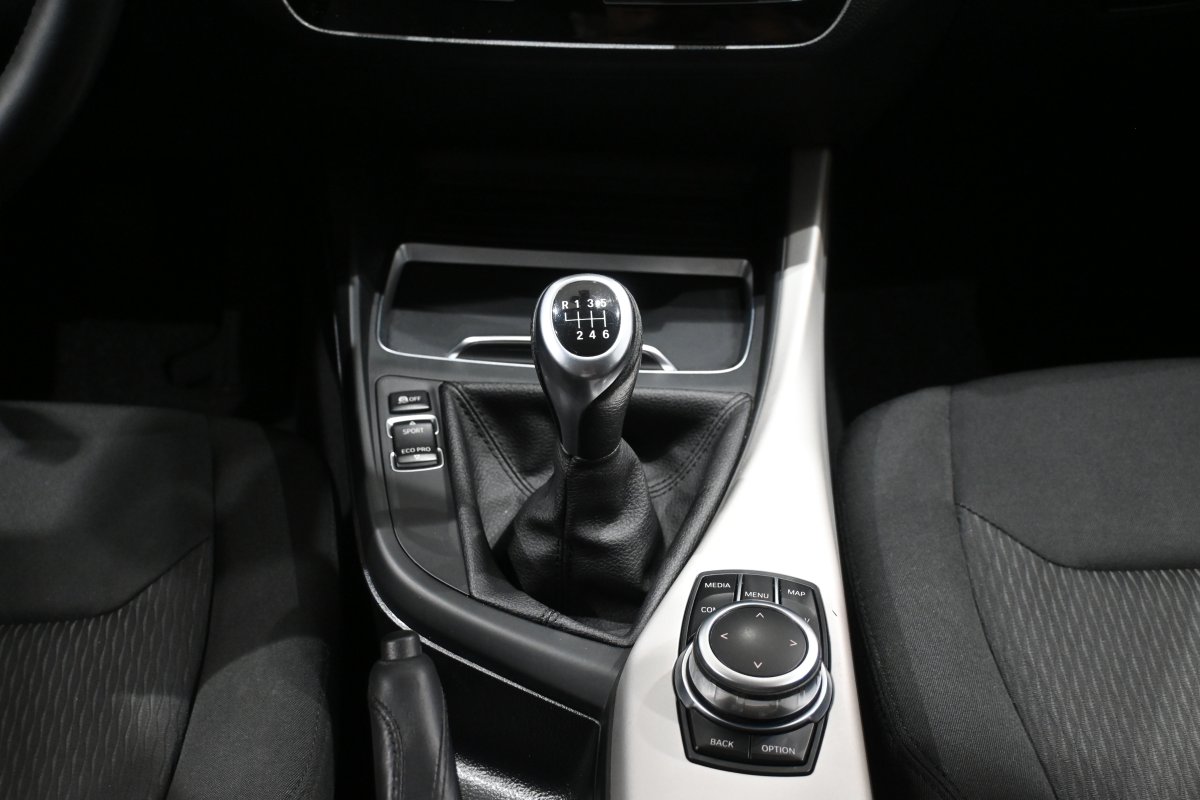 Foto Bmw 118i 19