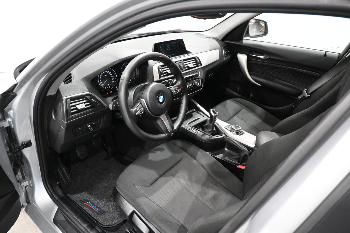 Foto Bmw 118i 9
