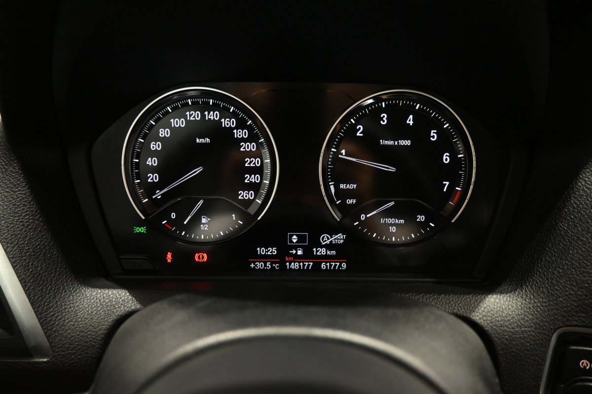Foto Bmw 118i 13