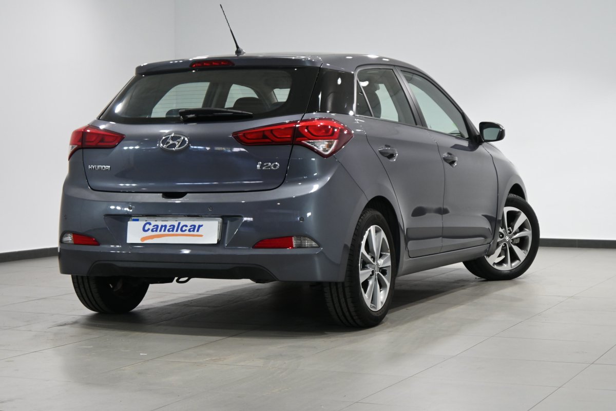 Foto Hyundai i20 4