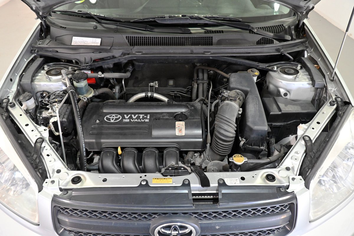 Foto Toyota RAV-4 8