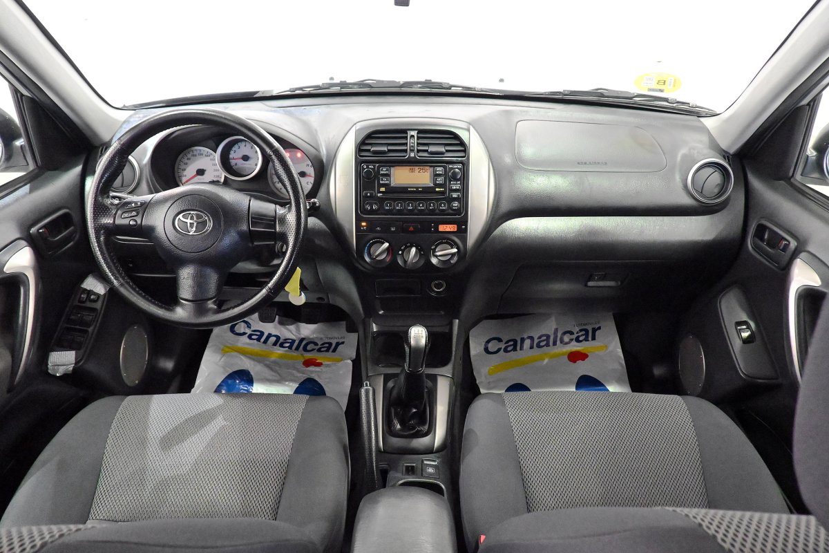 Foto Toyota RAV-4 14