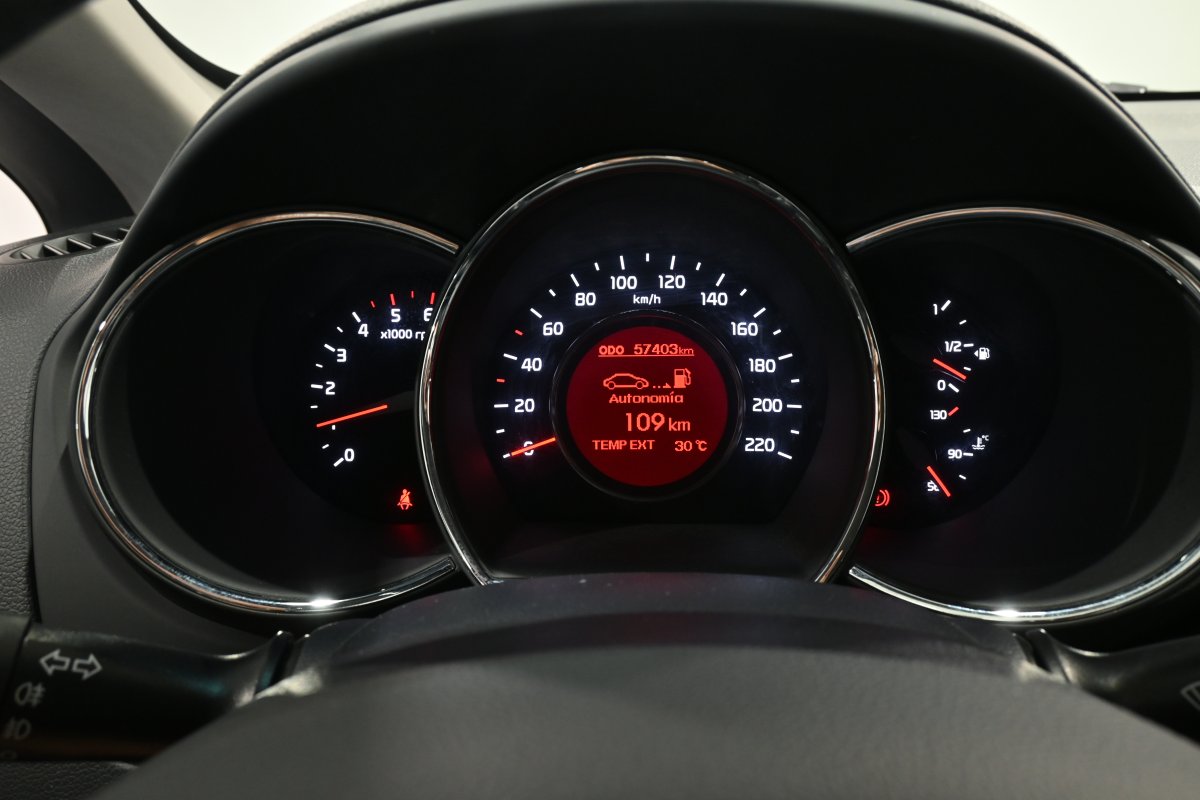 Foto Kia Rio 12