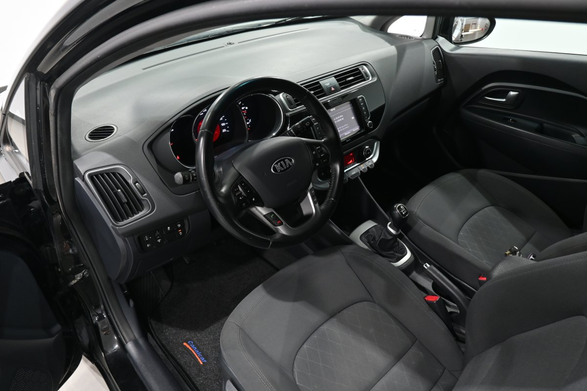 Foto Kia Rio 9