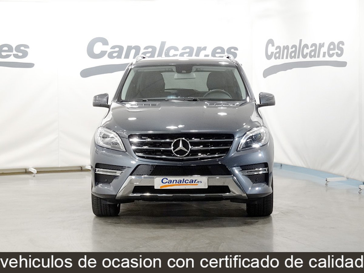 Foto Mercedes-Benz ML 250 2