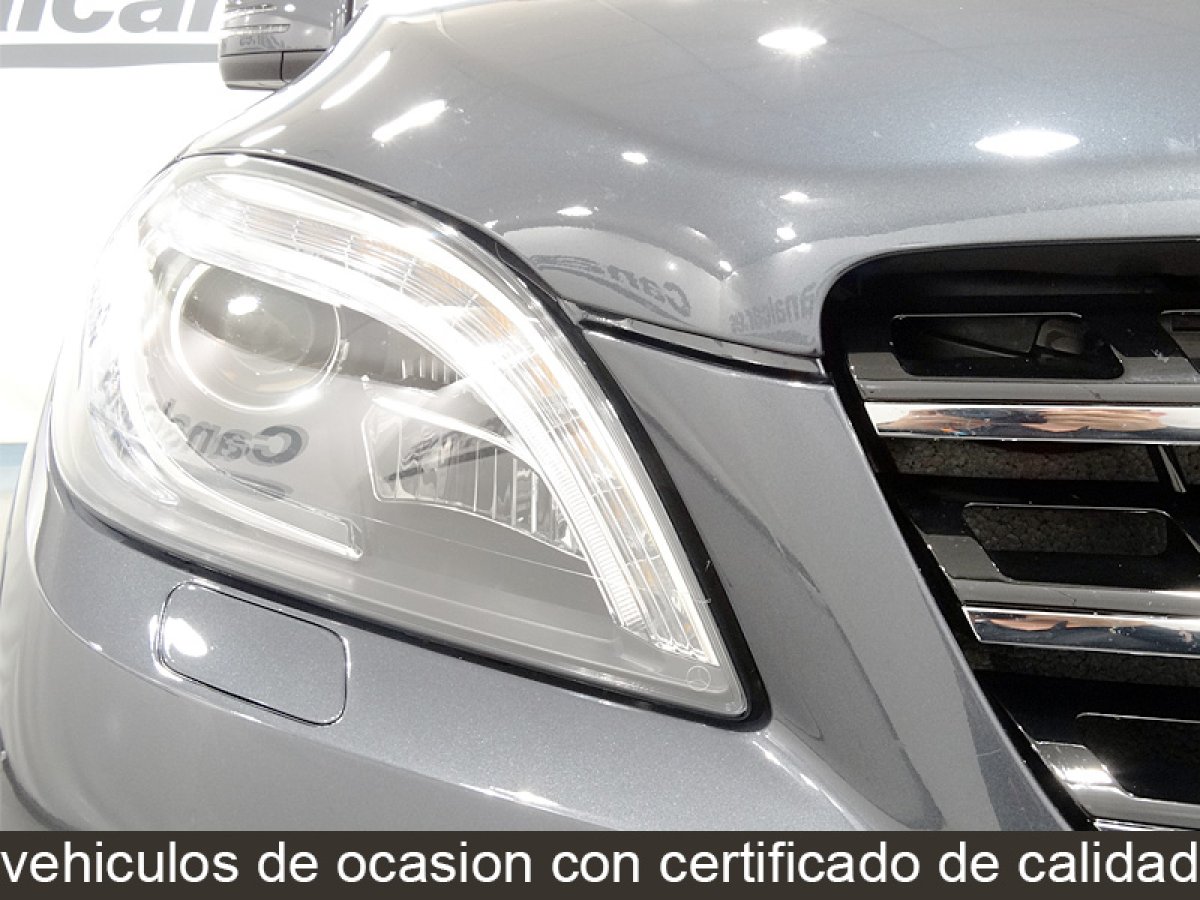 Foto Mercedes-Benz ML 250 12