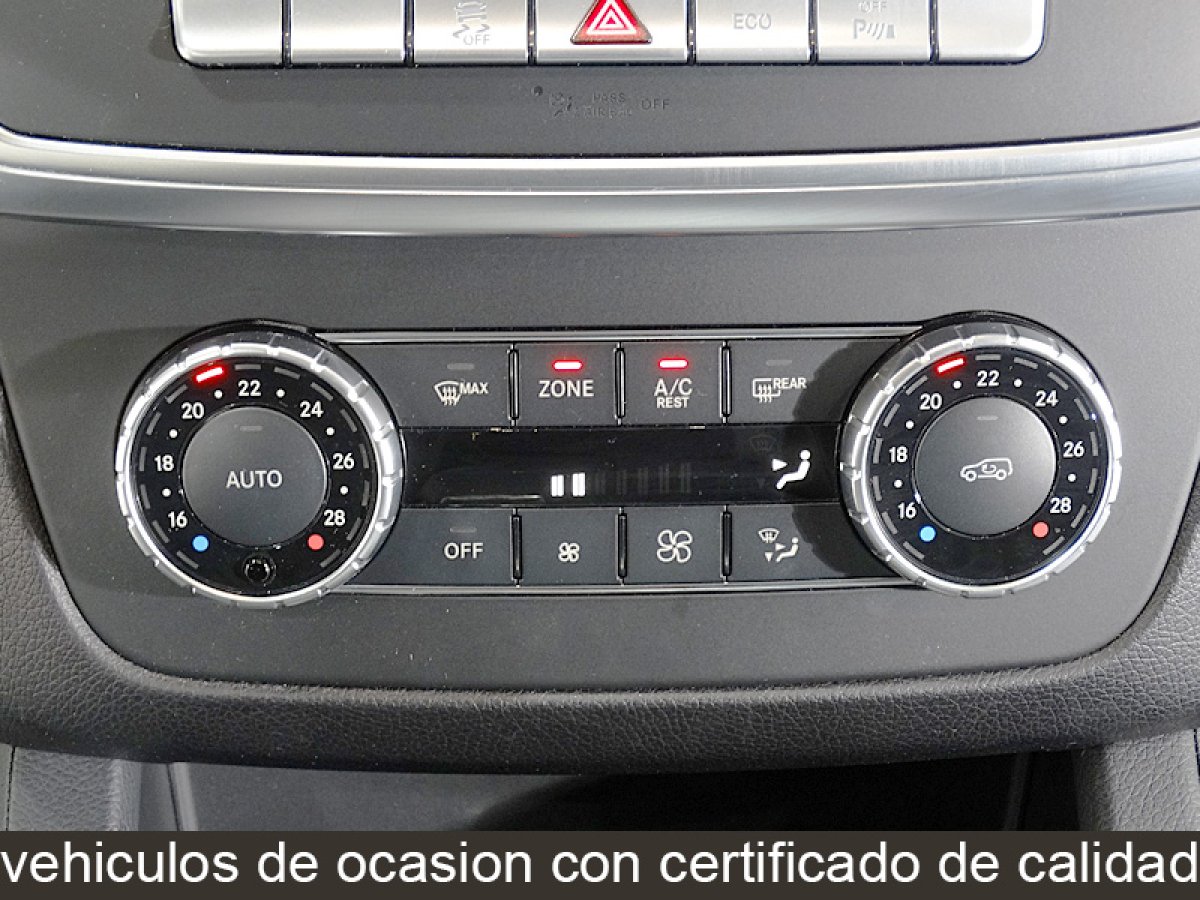 Foto Mercedes-Benz ML 250 33