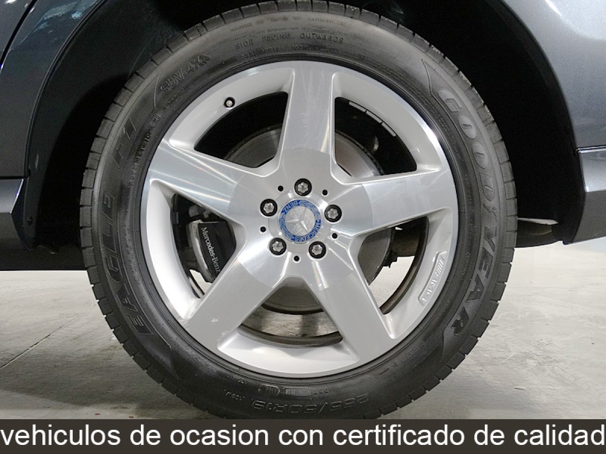 Foto Mercedes-Benz ML 250 37