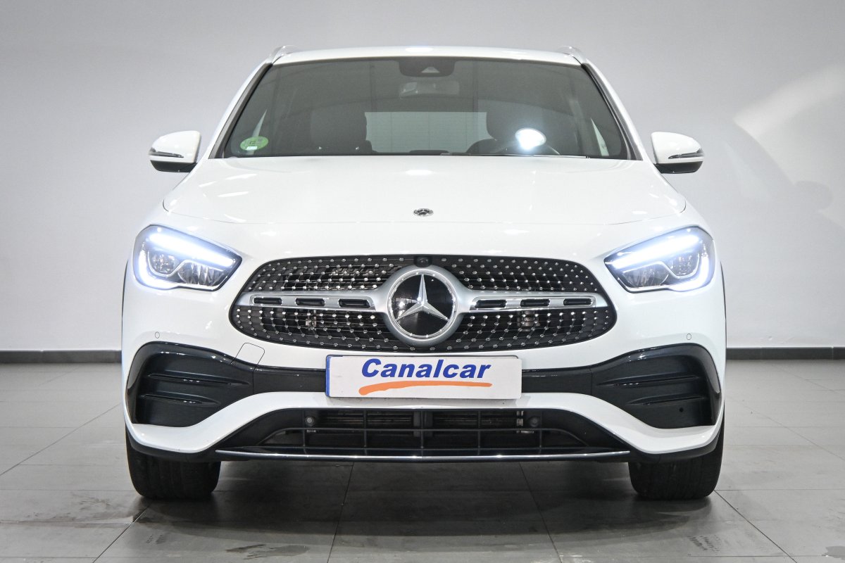 Foto Mercedes-Benz Clase GLA 2