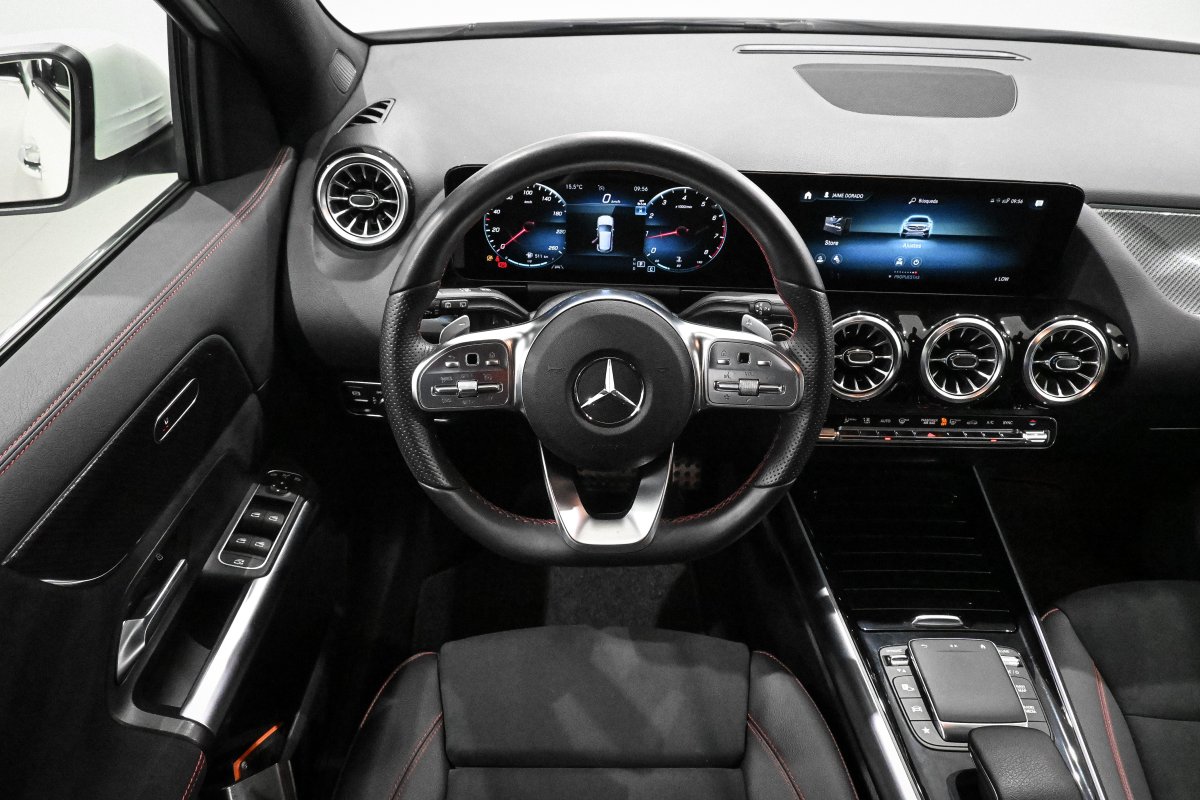 Foto Mercedes-Benz Clase GLA 26