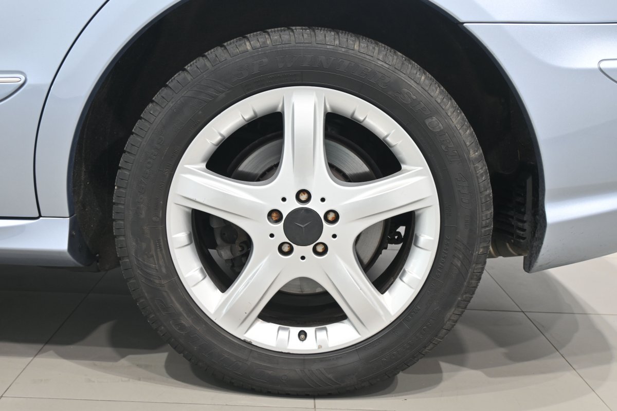 Foto Mercedes-Benz R 26