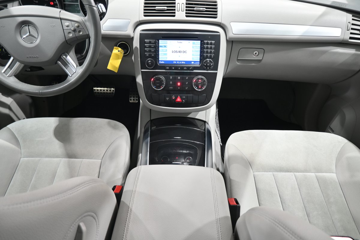 Foto Mercedes-Benz R 20