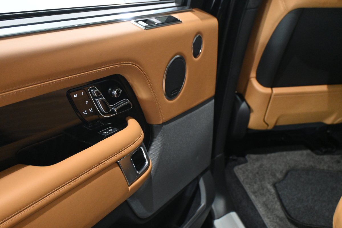 Foto Land Rover RANGE ROVER 4.4 SD V8 VOGUE LWB  13