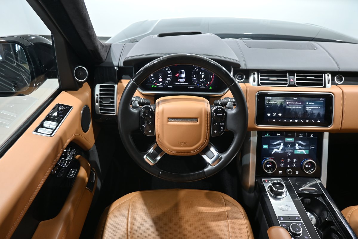 Foto Land Rover RANGE ROVER 4.4 SD V8 VOGUE LWB  23