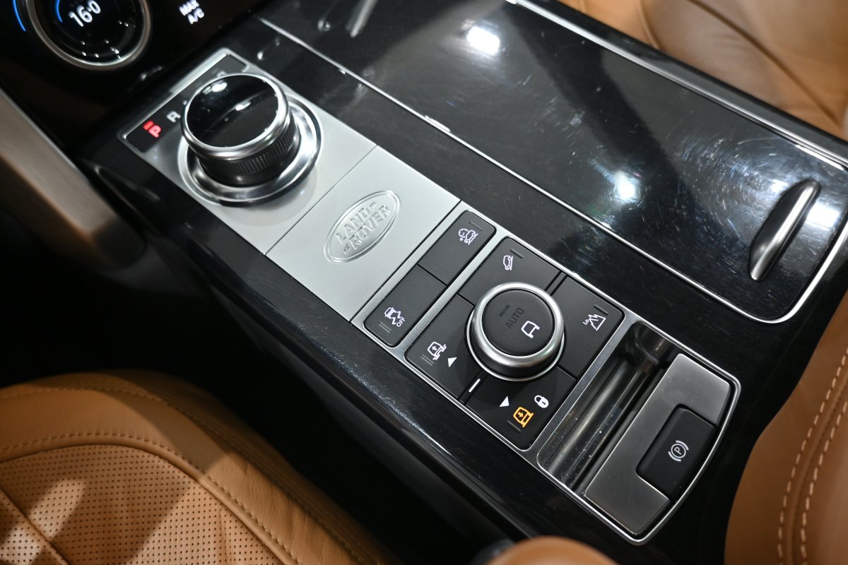 Foto Land Rover RANGE ROVER 4.4 SD V8 VOGUE LWB  25