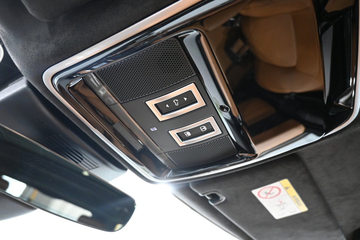 Foto Land Rover RANGE ROVER 4.4 SD V8 VOGUE LWB  32