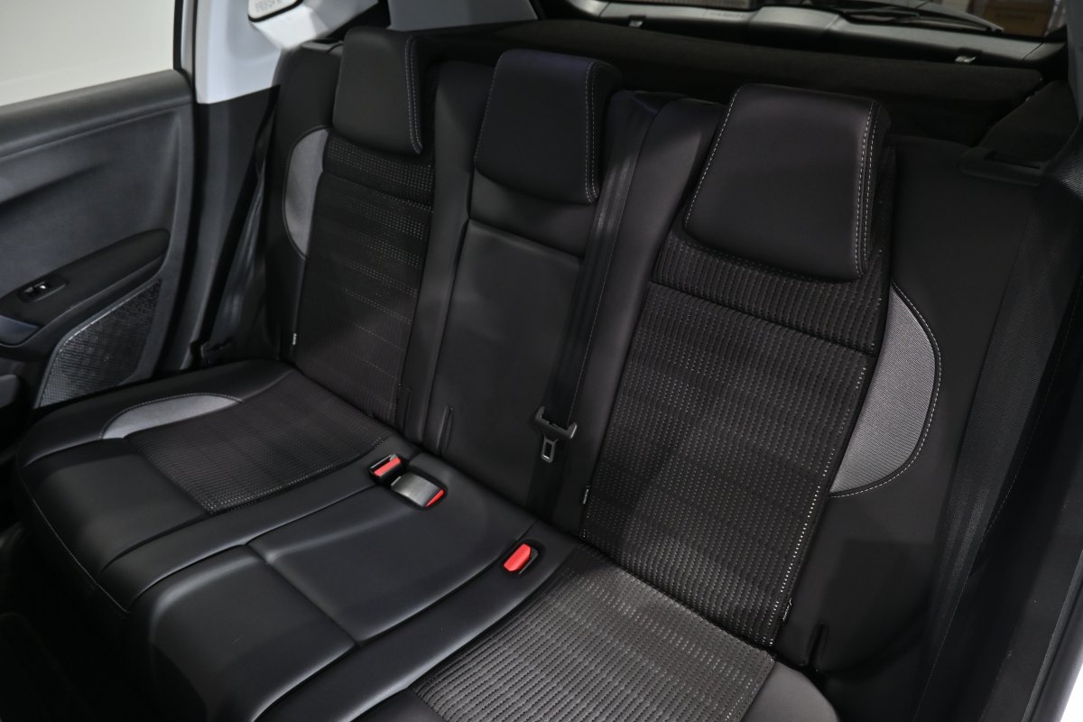 Foto Peugeot 2008 12