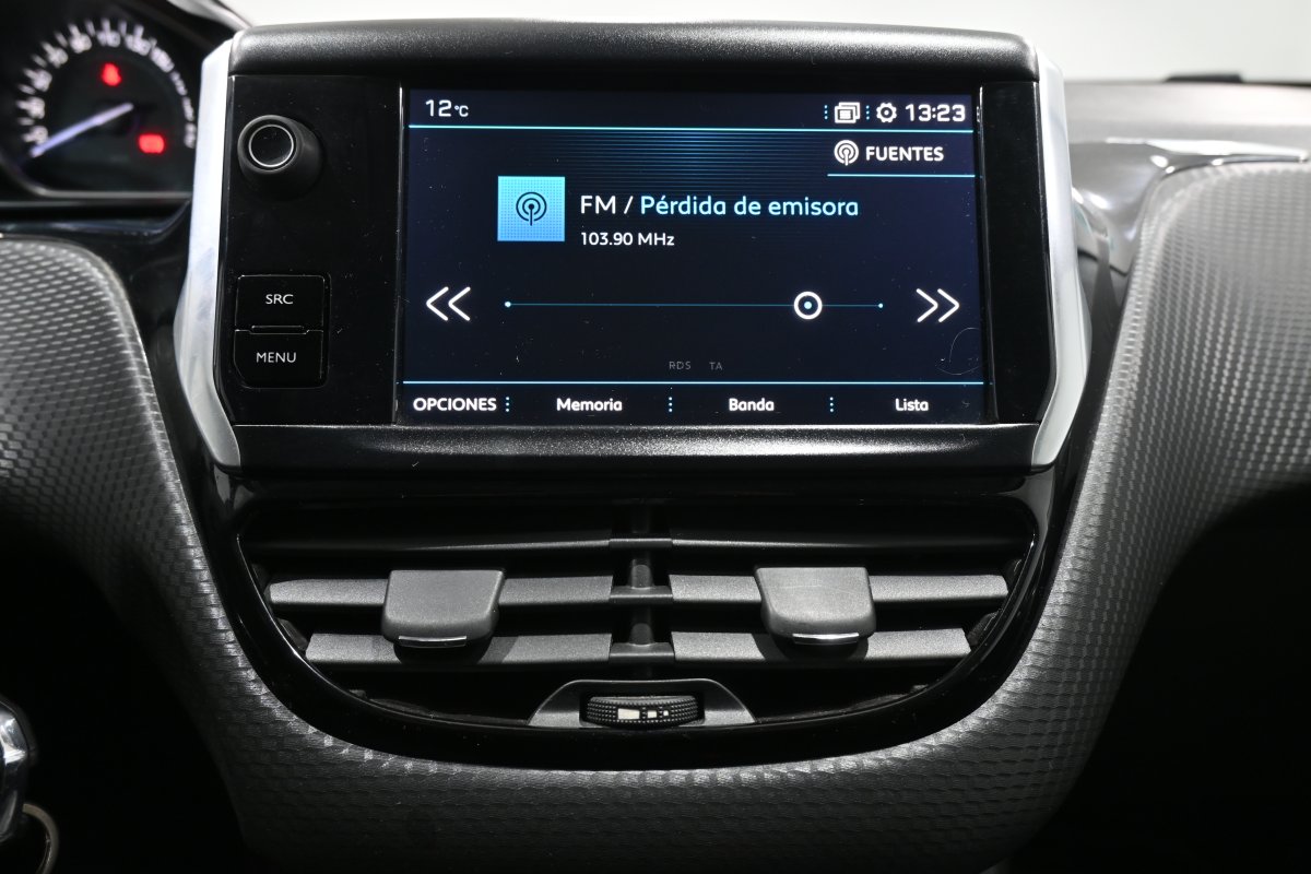 Foto Peugeot 2008 15