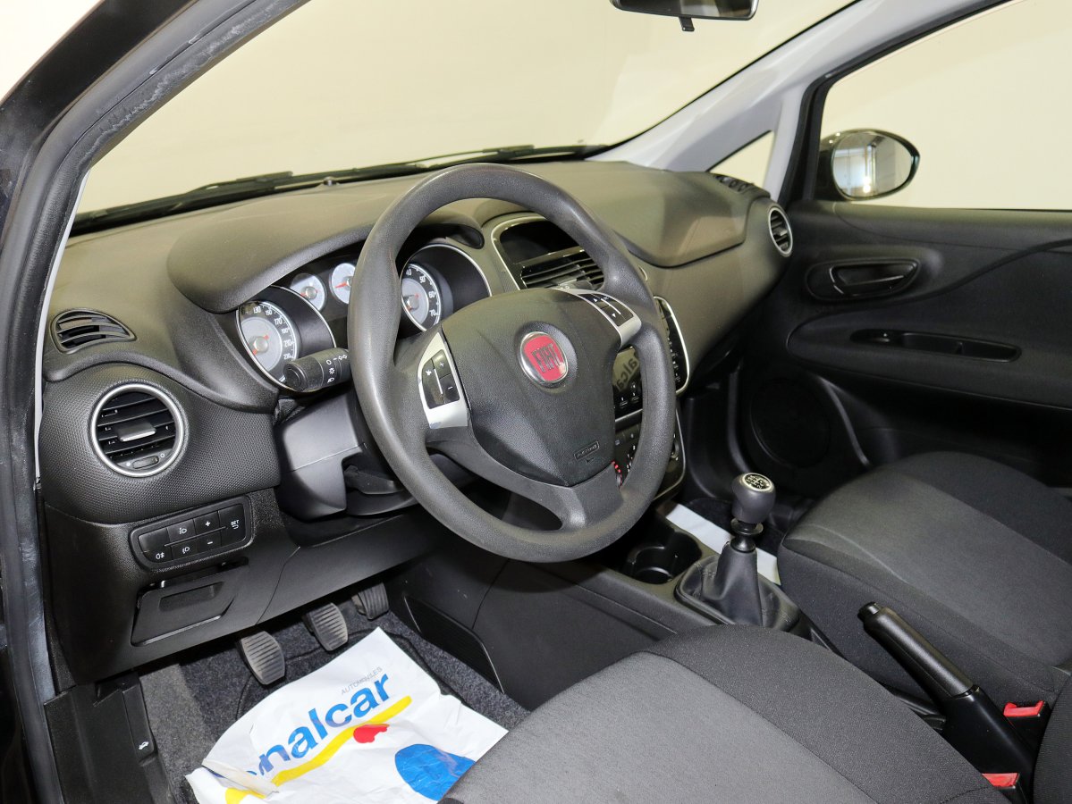 Foto Fiat Punto 16