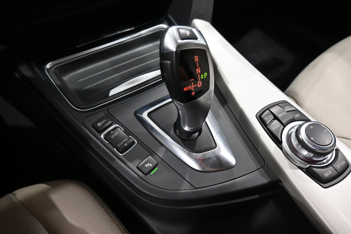 Foto Bmw 318dA 20