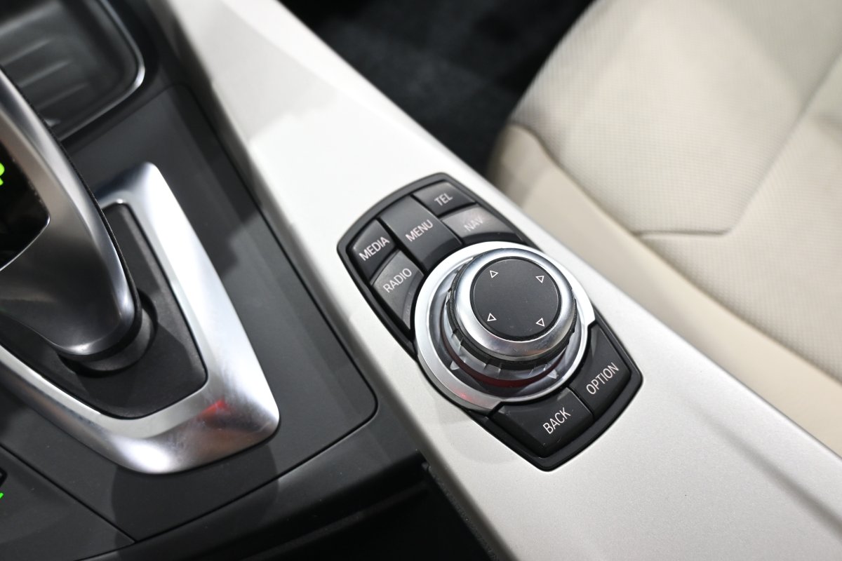 Foto Bmw 318dA 21